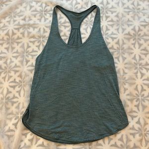 Lululemon tank. Green size 6.